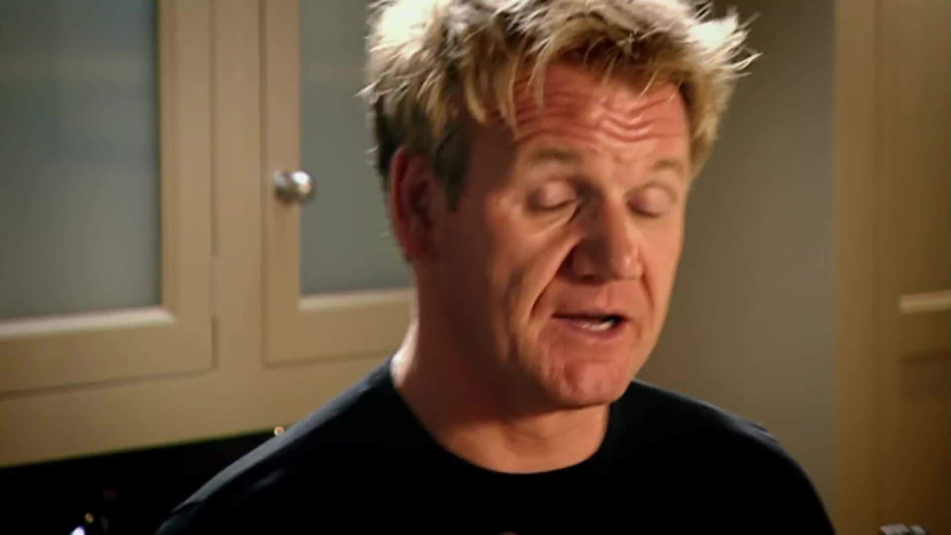Gordon Ramsay demonstrating the process of cooking fluffy basmati rice