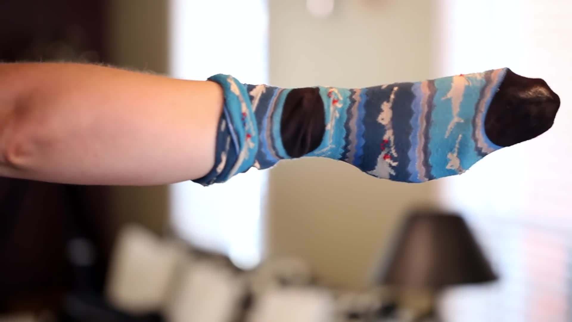 Sustainable Dusting with a Sock