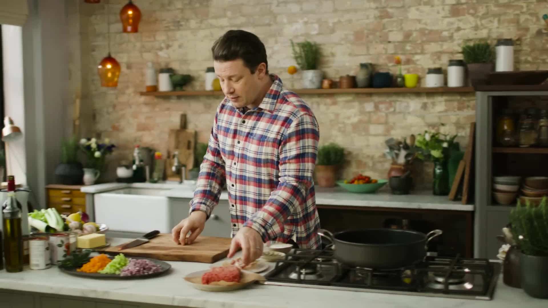 Sautéing smoked pancetta for the meat ragu