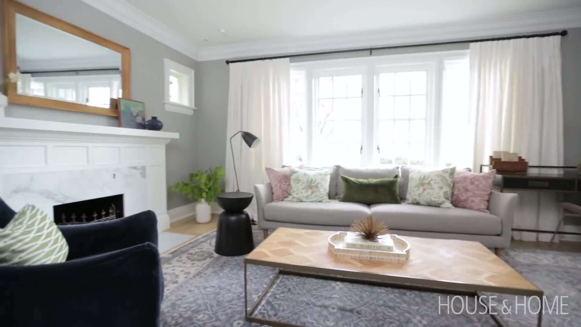 Contrasting Living Room Colors: White Millwork and Black Walls