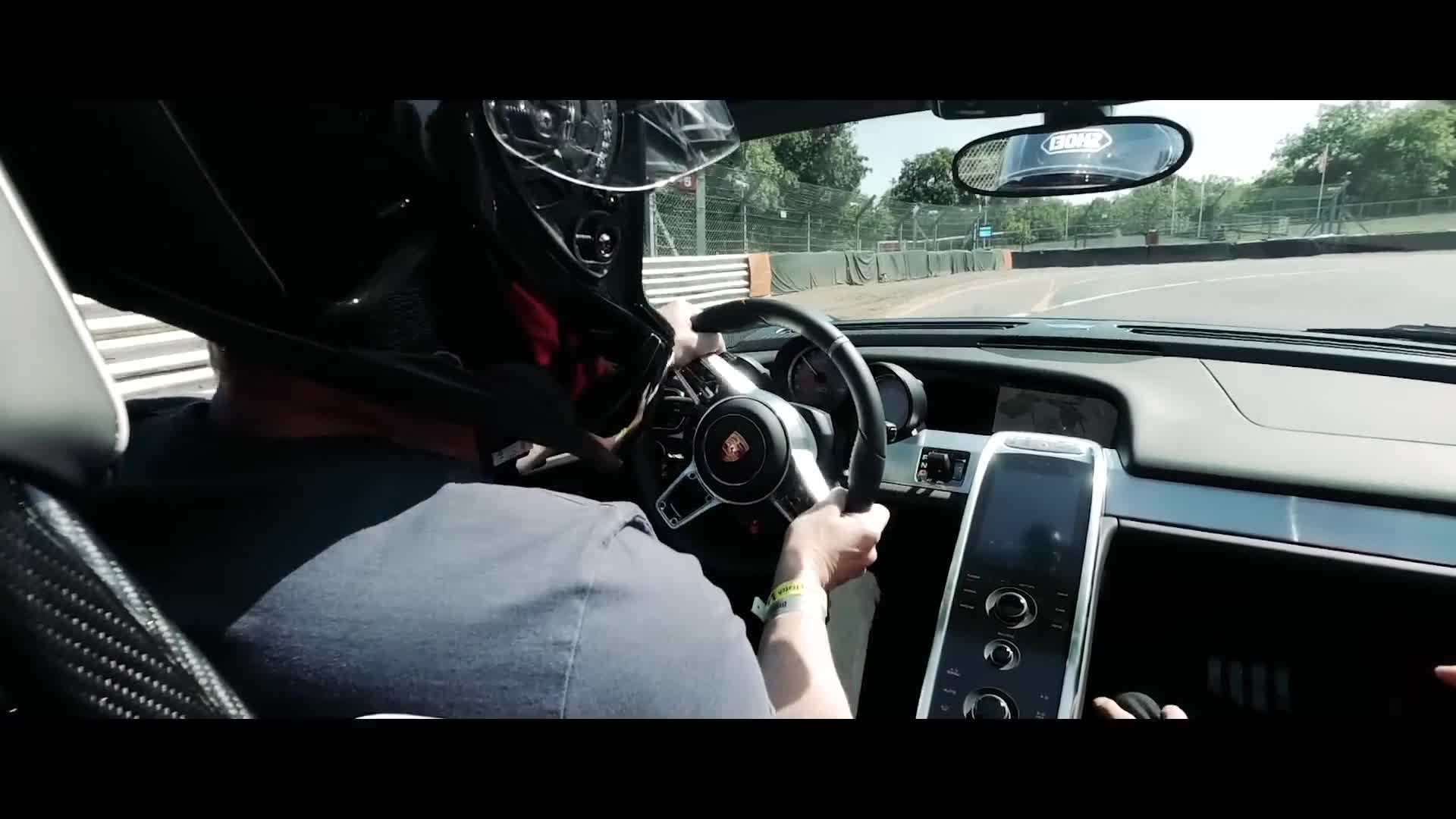 Porsche 918 Spyder: A Fusion of Power and Elegance