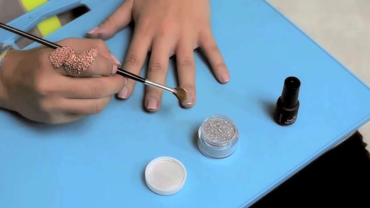 Sealing Glitter with Top Coat