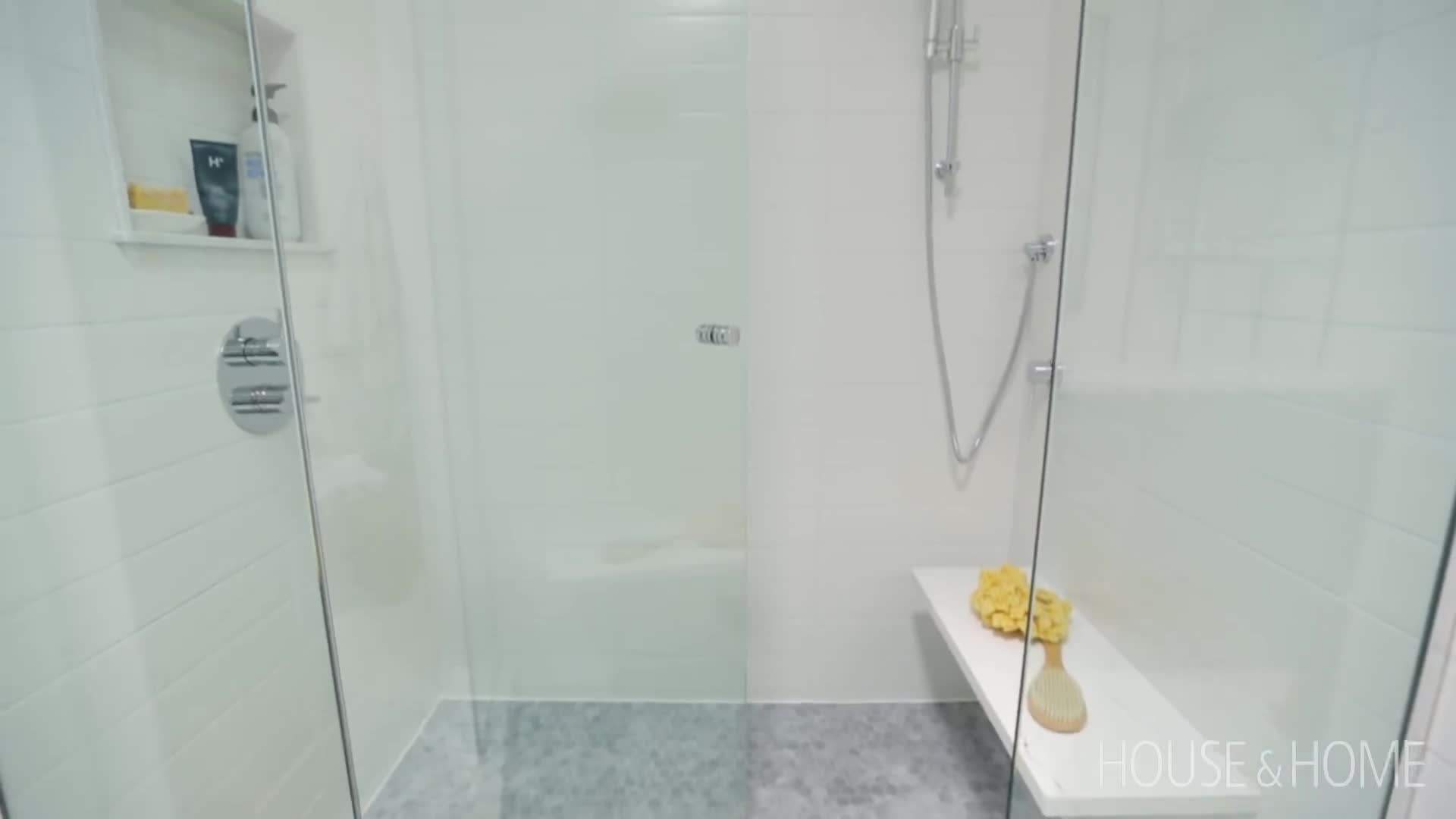 Creative Tile Mix in the Shower