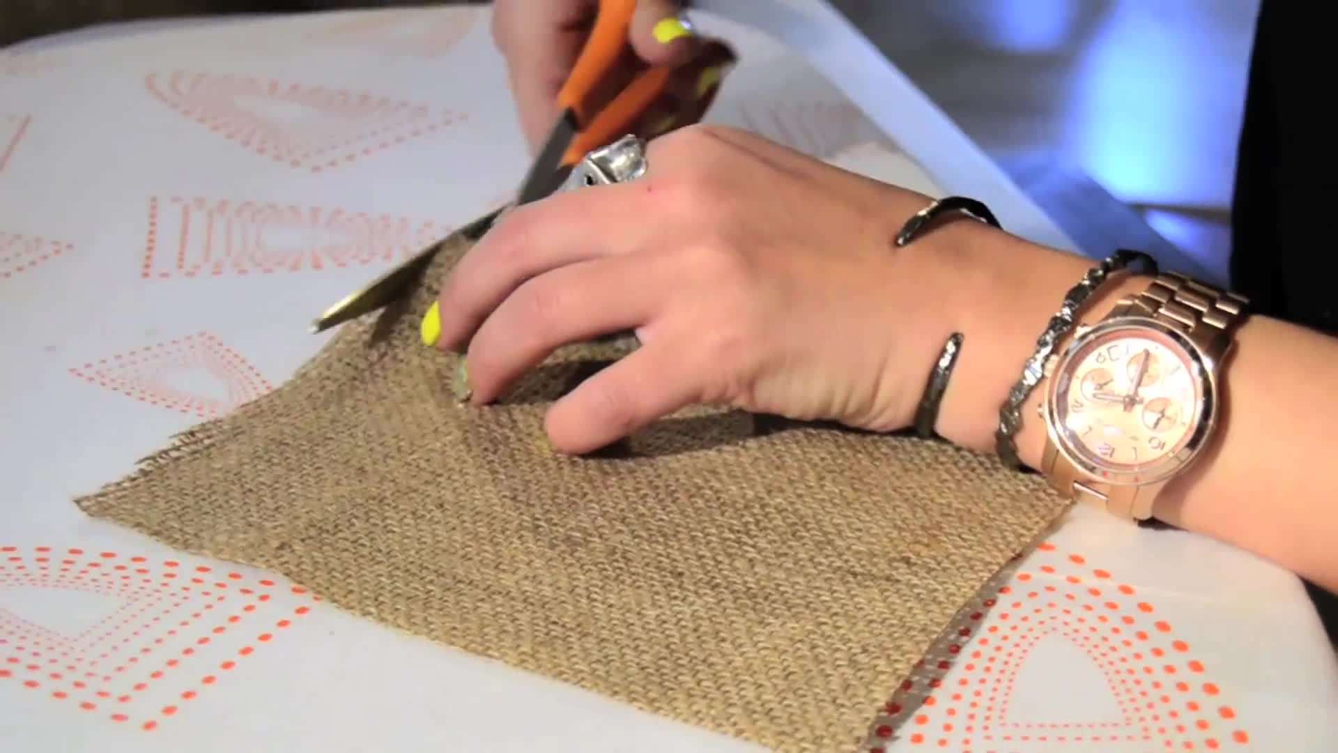 Preparing the Burlap Fabric