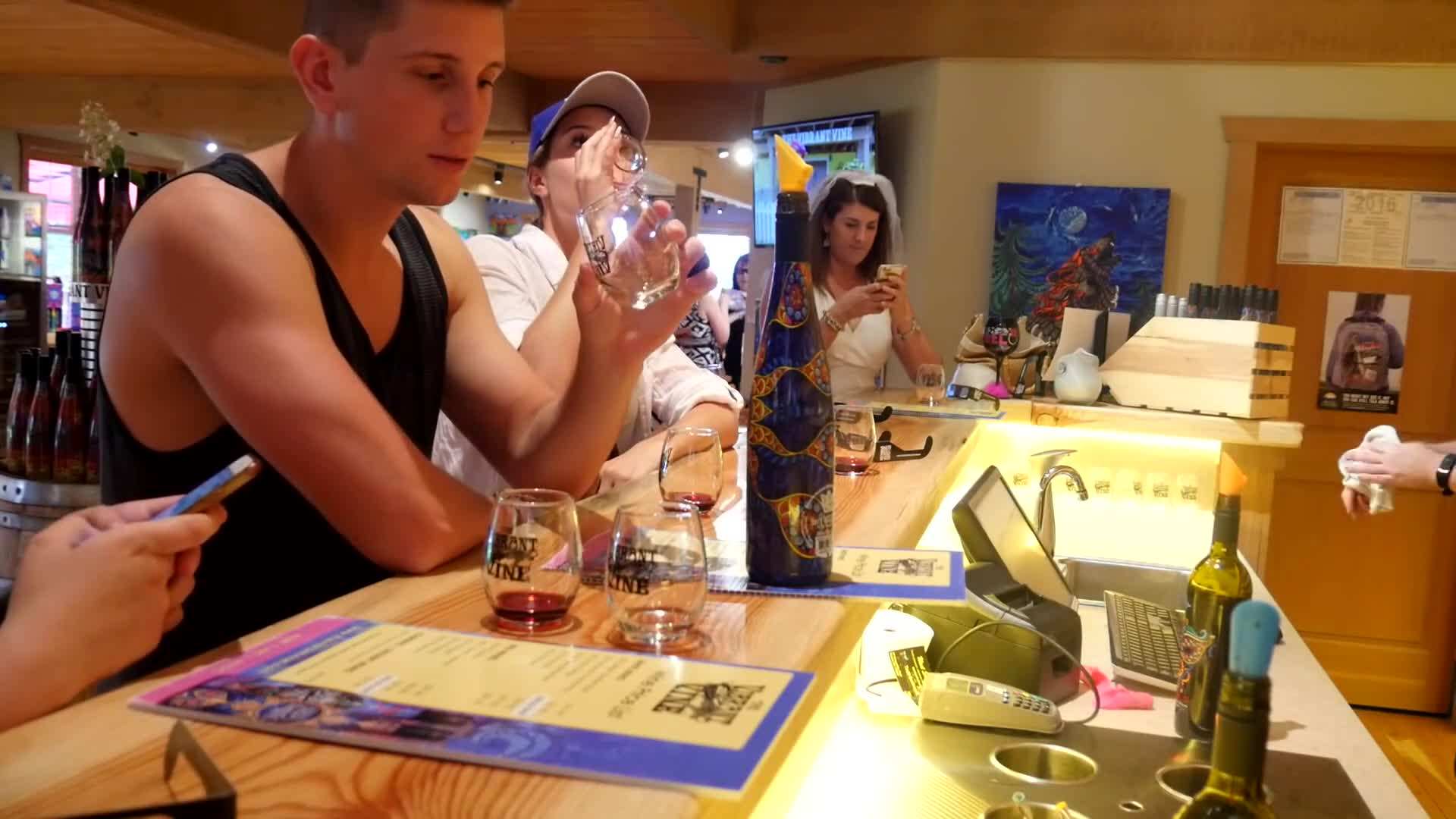 Award-Winning White Wine Label