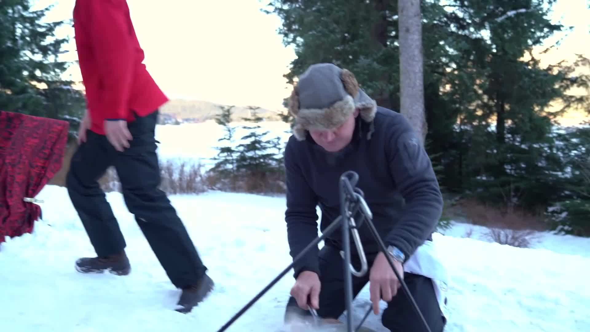 Gordon Ramsay preparing the Alaskan king salmon for scrambled eggs