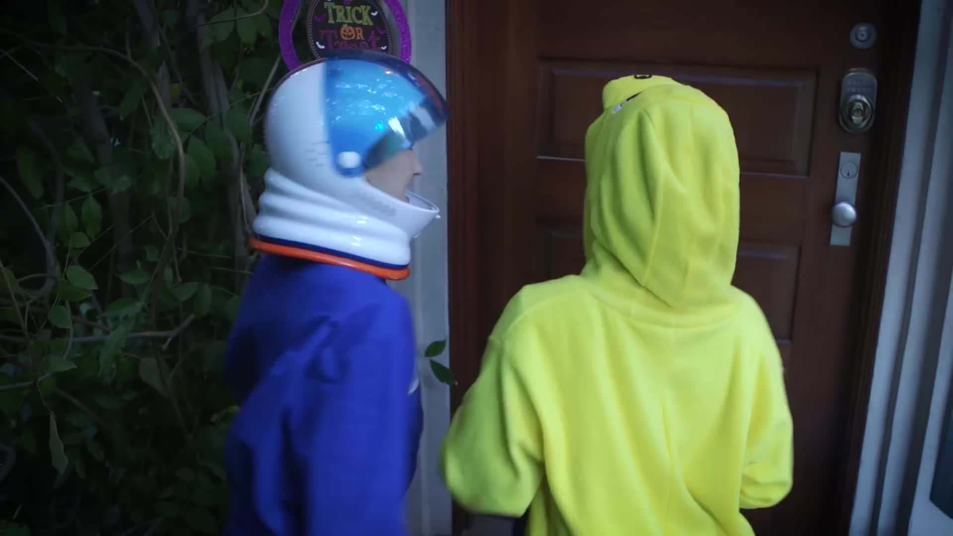 Hilarious Costume Choices