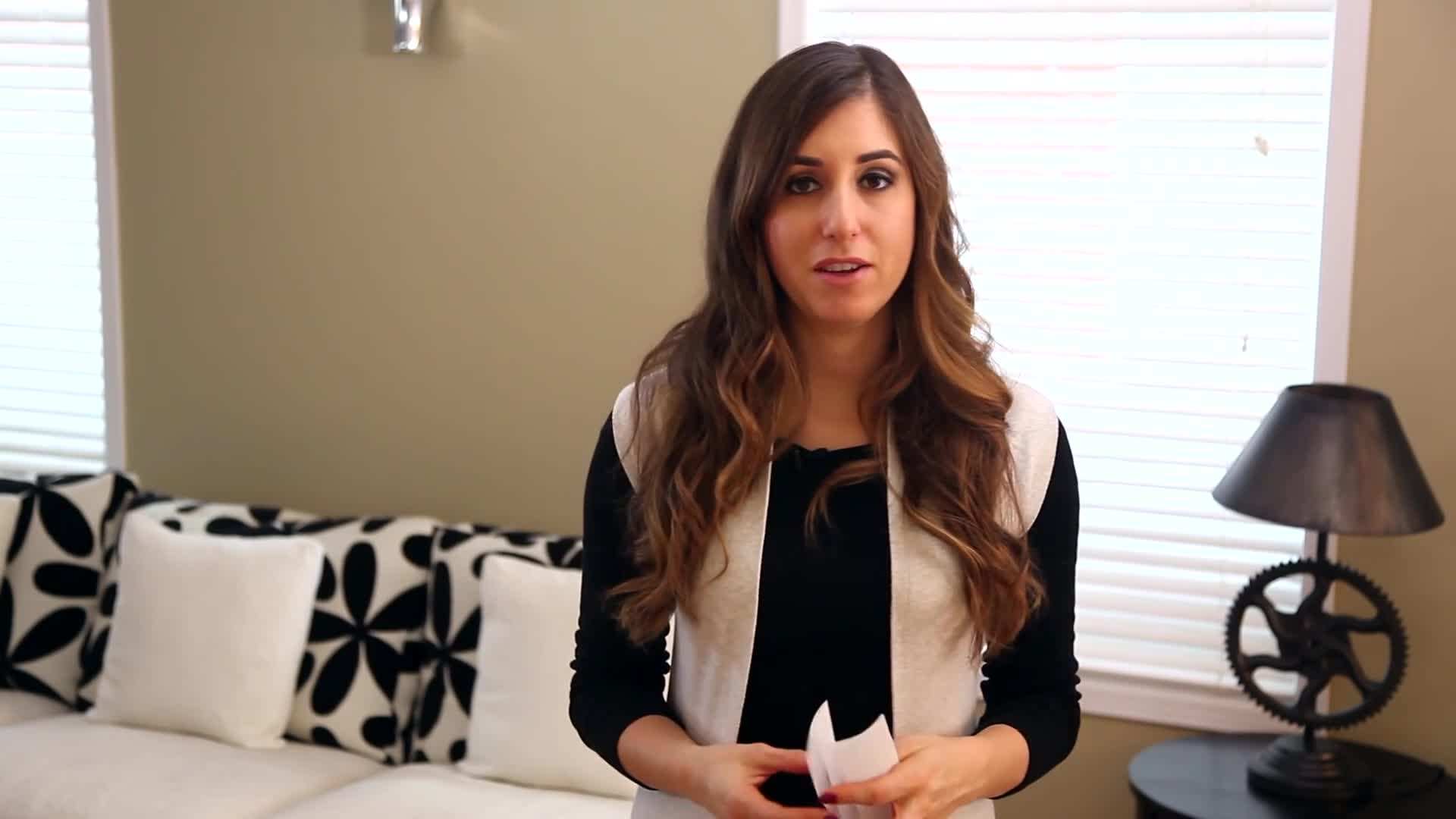 Cleaning Baseboards with Dryer Sheets