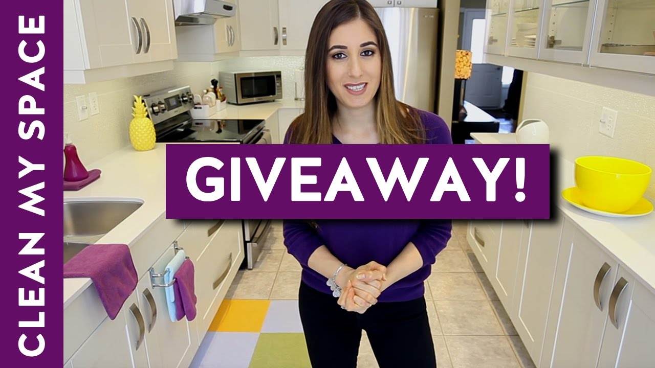 Holiday Giveaway 2016: Win a Set of Maker's Cloths!