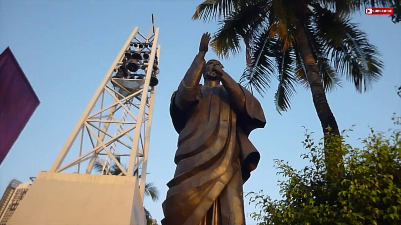 Exploring Manila South Cemetery: A Travel Vlog Adventure