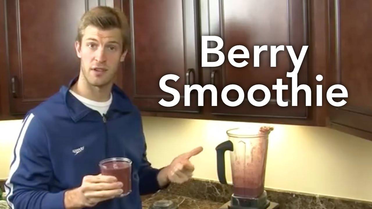 How to Make a Delicious and Nutritious Coconut Berry Smoothie