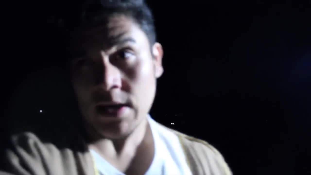 Wearing a Bisht in the Desert: A Cultural Experience