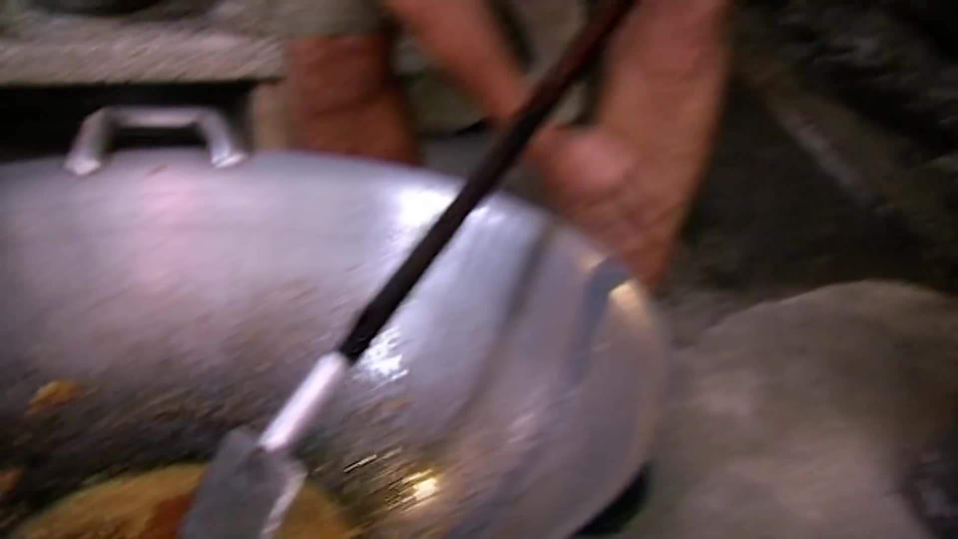 Preparing the spicy pork curry