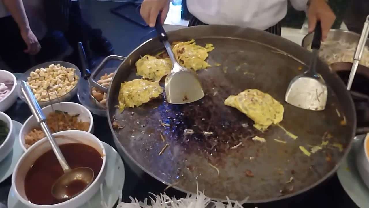 Exquisite Dining Spread at Ao Nang Cliff Beach Resort