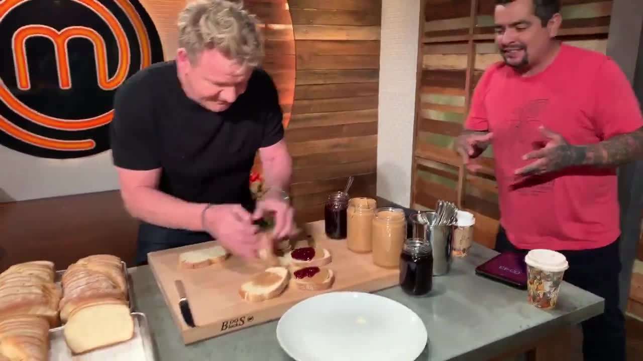 The key to a fluffy and generous PB&J