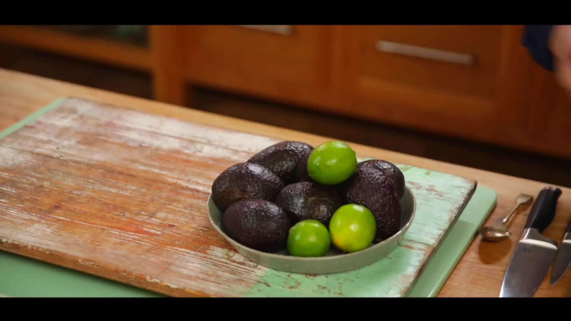 Jamie demonstrating the safe way to deseed an avocado