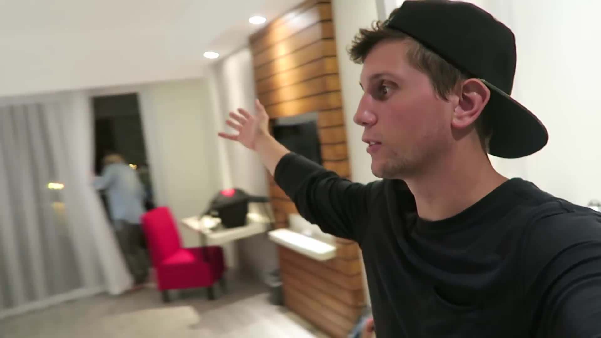 Luxurious Hotel Room at Celaya Sandbar