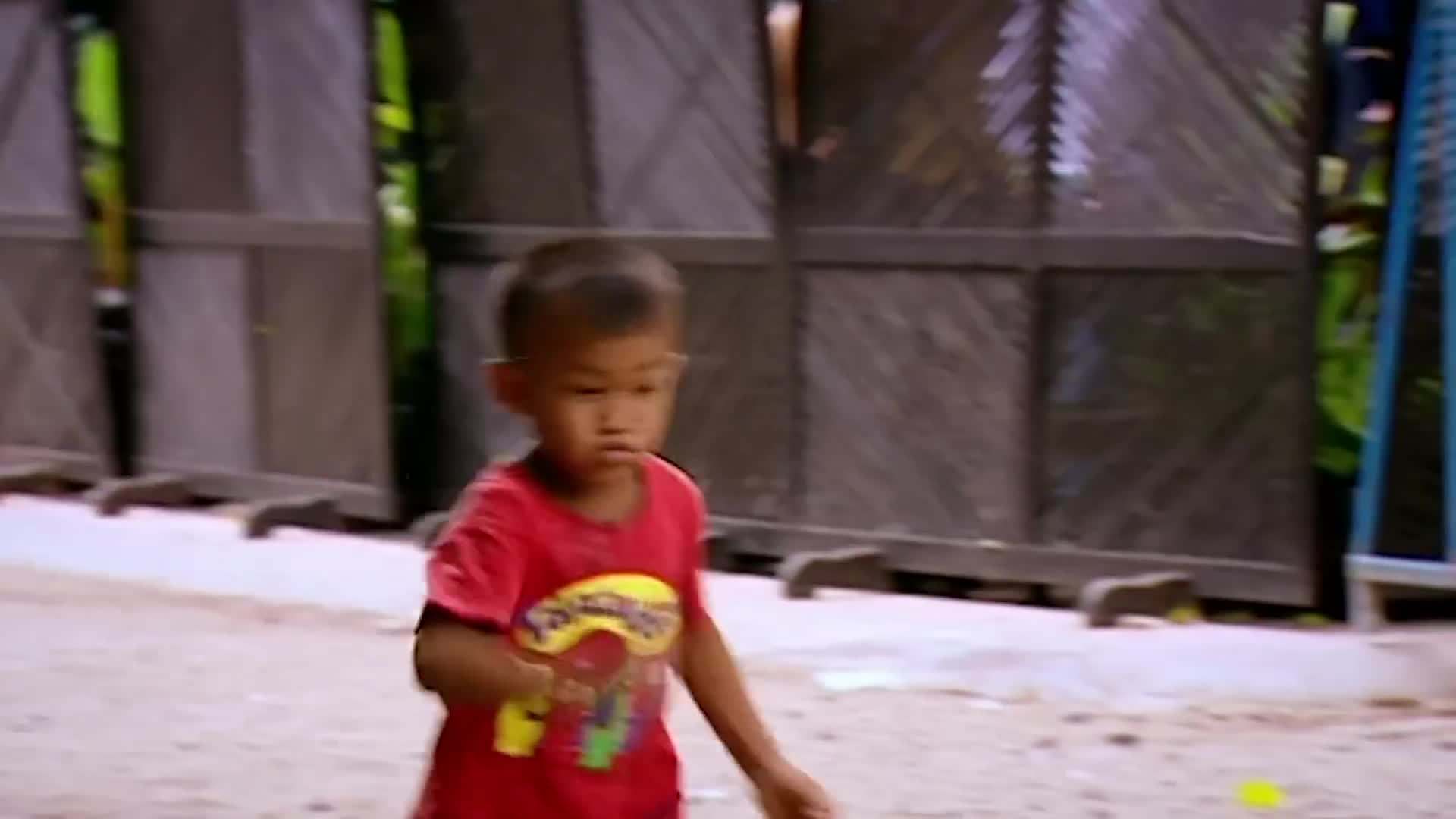 Adjusting the palm sugar for flavor balance