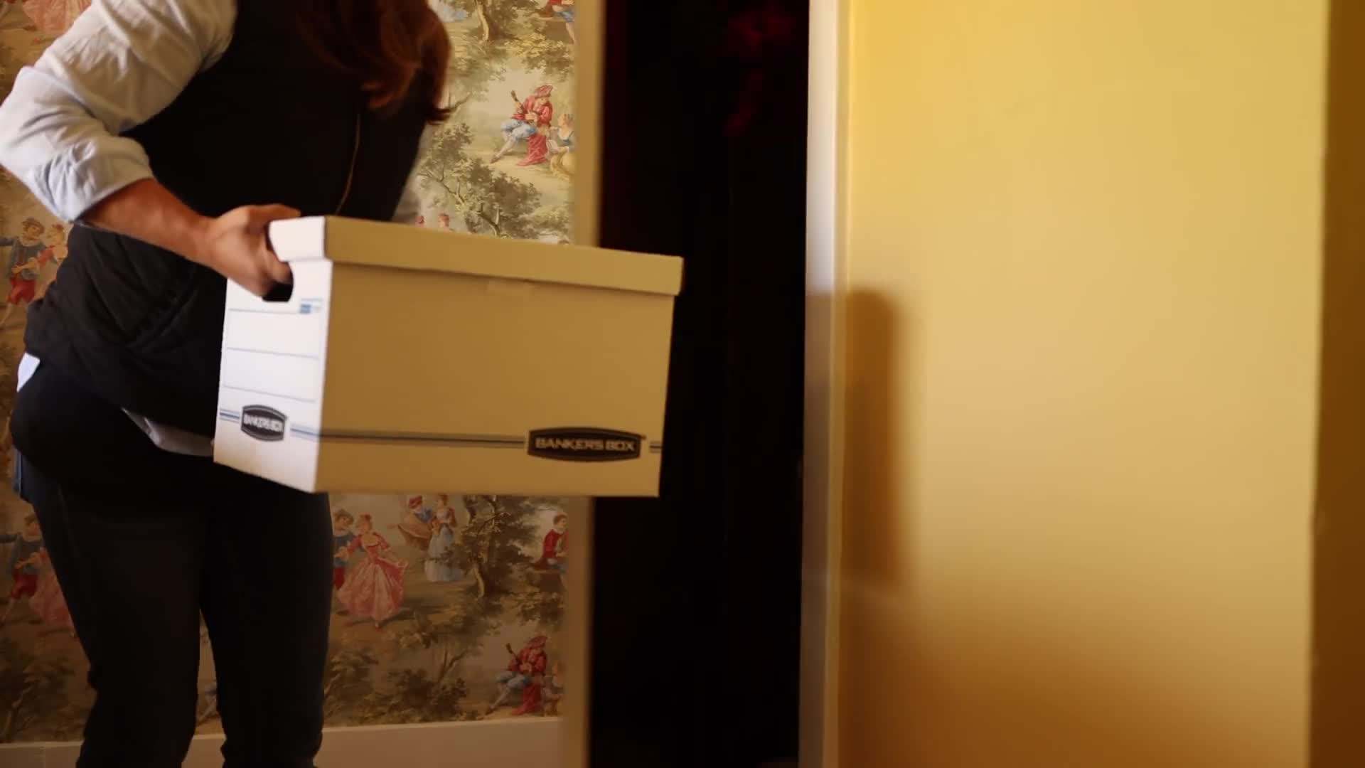 Storing Bulbs in a Closet