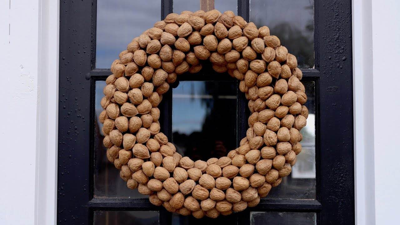 DIY Walnut Wreath Tutorial: A Festive Home Decor Project